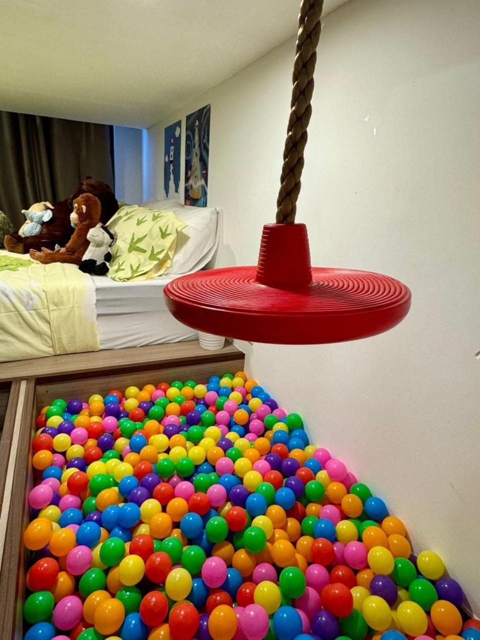 Pangsapuri Kidscastle Bukit Bintang Slide Family Friendly