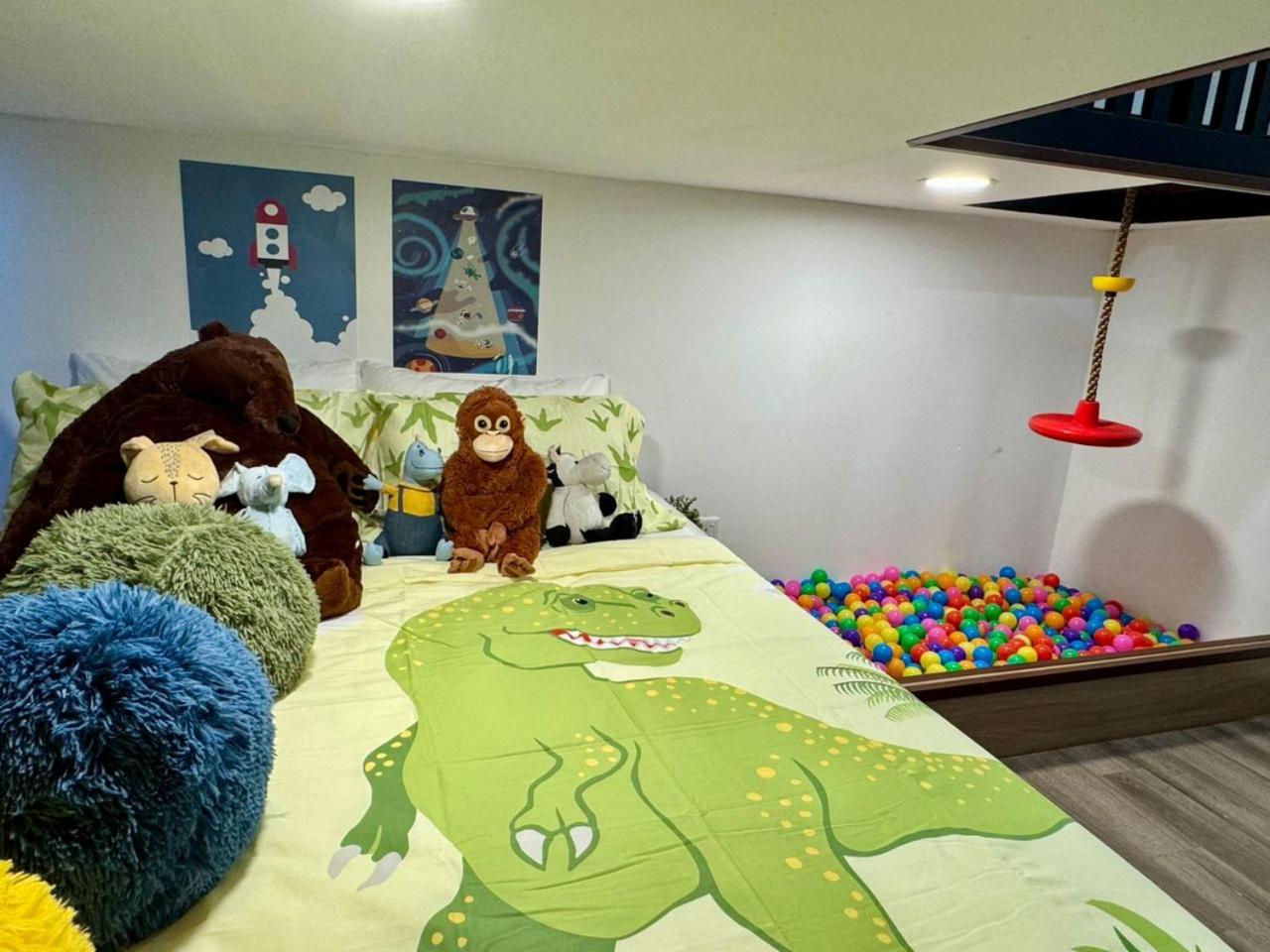 Pangsapuri Kidscastle Bukit Bintang Slide Family Friendly